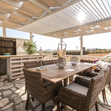 Aeolos Luxury & * Agkidia